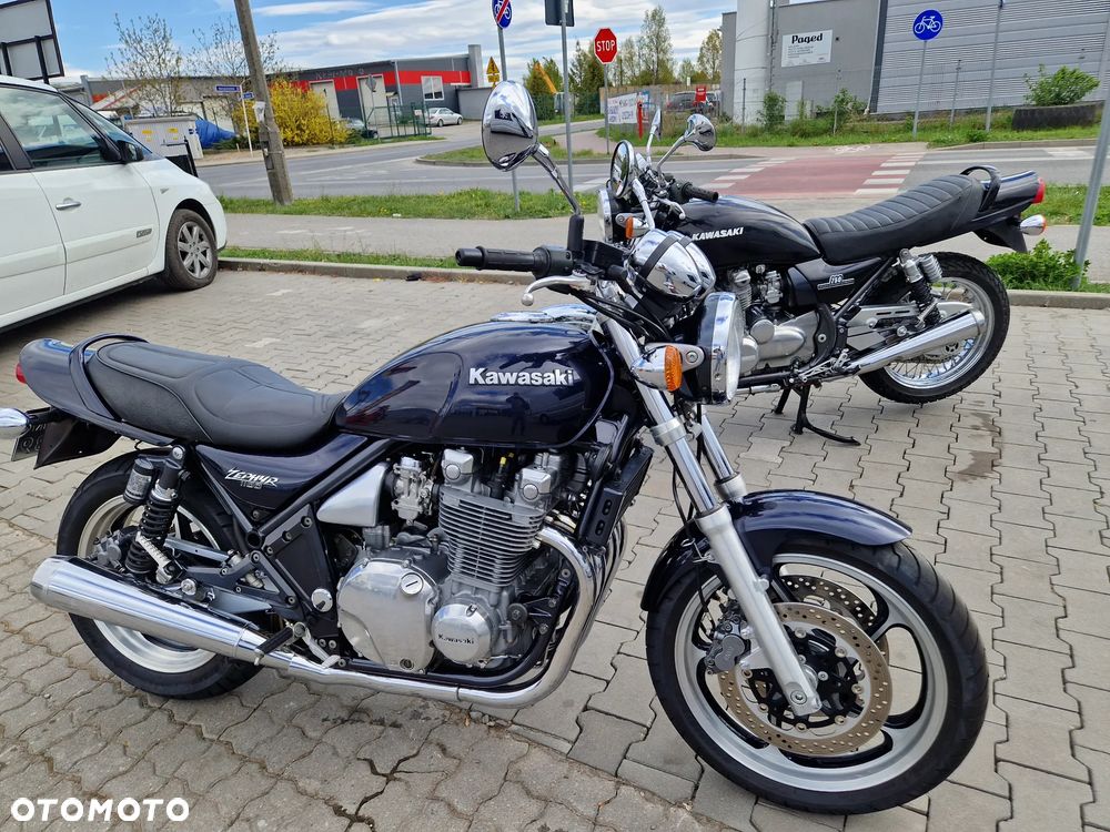 Kawasaki Zephyr - 2