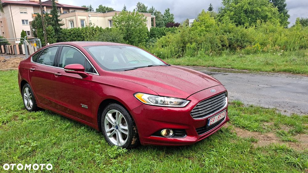 Ford Mondeo 2.0 Hybrid Titanium - 1