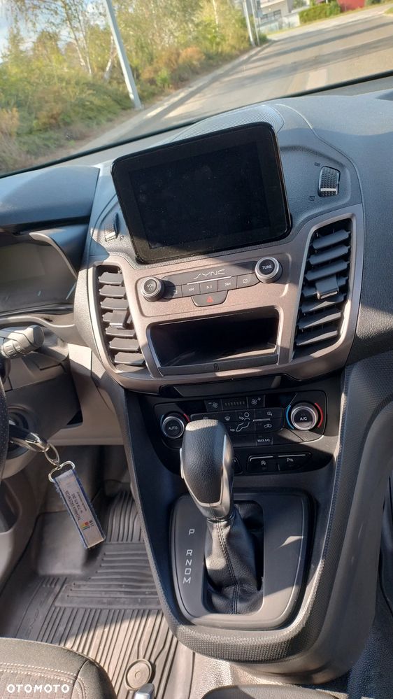 Ford TRANSIT CONNECT - 11