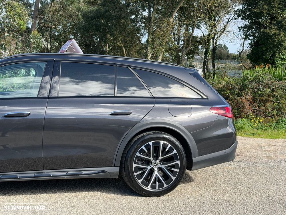 Mercedes-Benz E 300 de 4Matic All-Terrain - 3