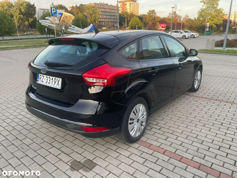 Ford Focus - 5