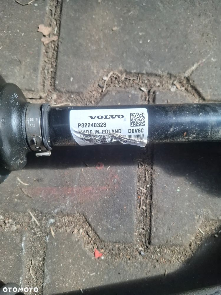 Volvo XC60 II Półoś Prawa Przód 36012827 - 2