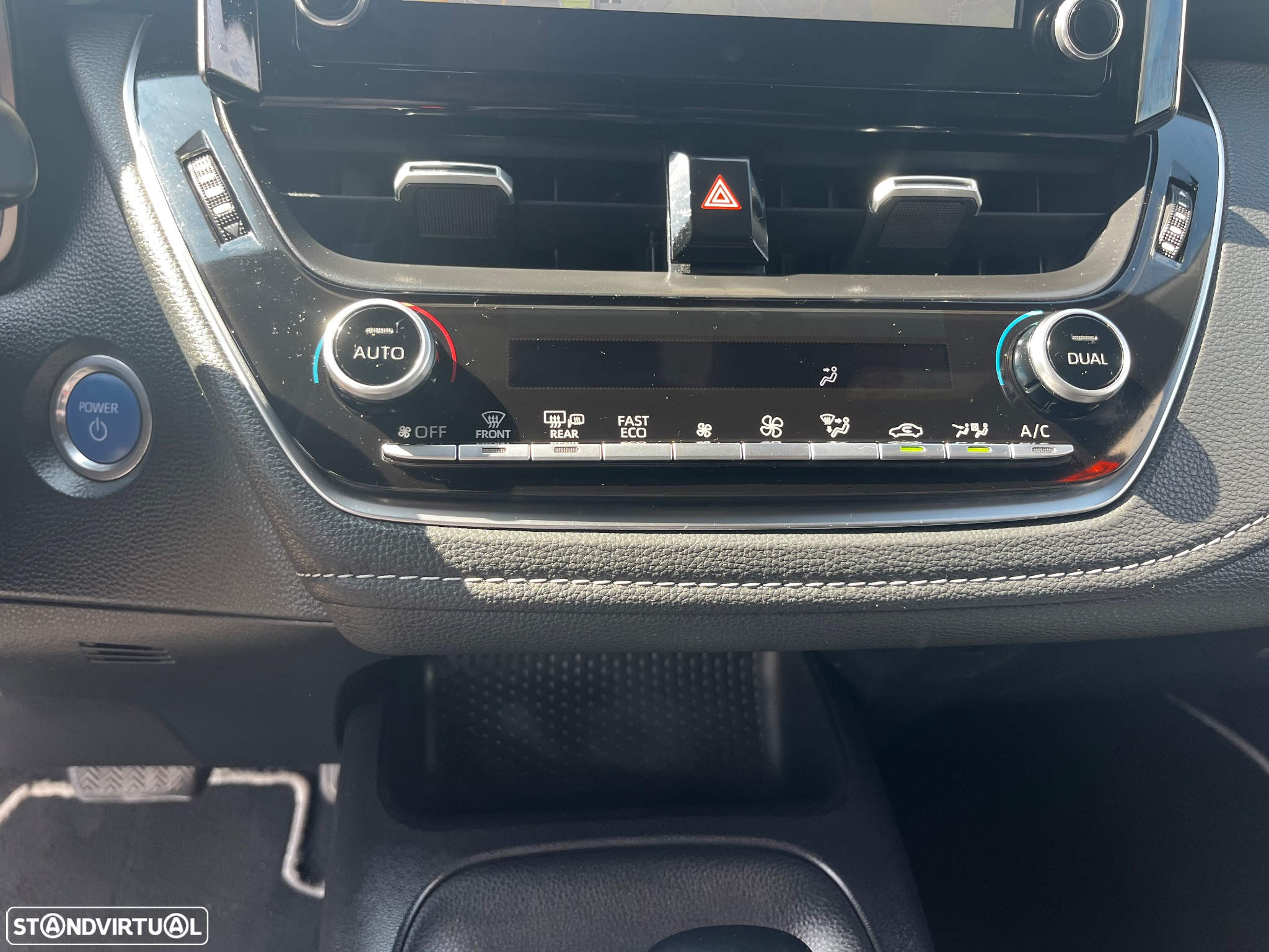 Toyota Corolla Touring Sports 1.8 Hybrid Comfort+P.Sport - 21