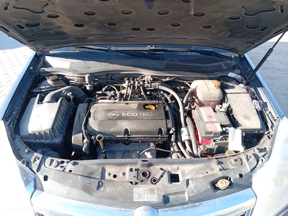 Opel Astra 1.6 Enjoy - 8