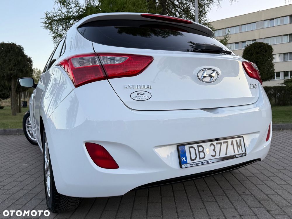 Hyundai i30 blue 1.4 Style - 28