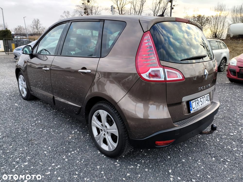 Renault Scenic 2.0 16V 140 CVT Dynamique - 8