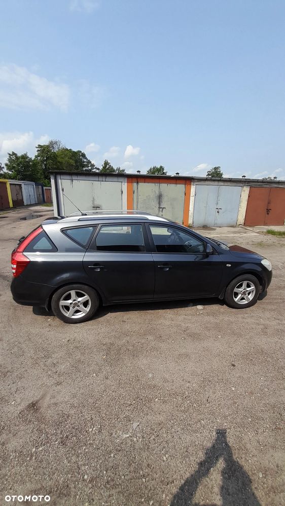 Kia Ceed - 5