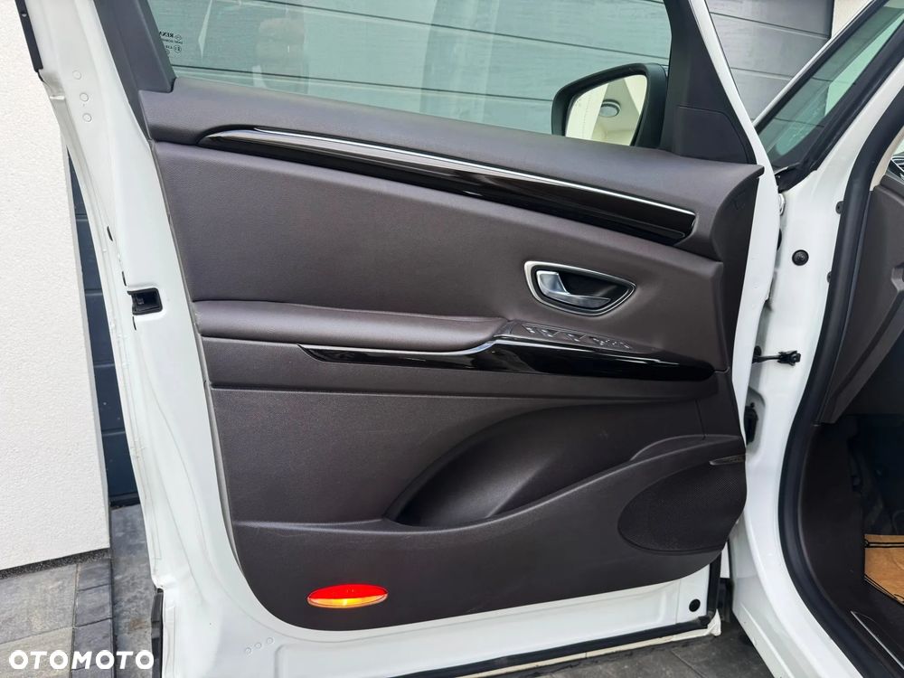 Renault Espace Energy TCe 225 EDC Initiale Paris - 9