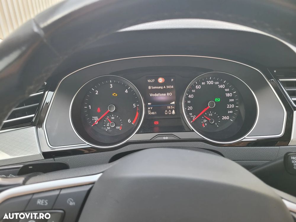 Volkswagen Passat Variant 2.0 TDI DSG Comfortline - 13