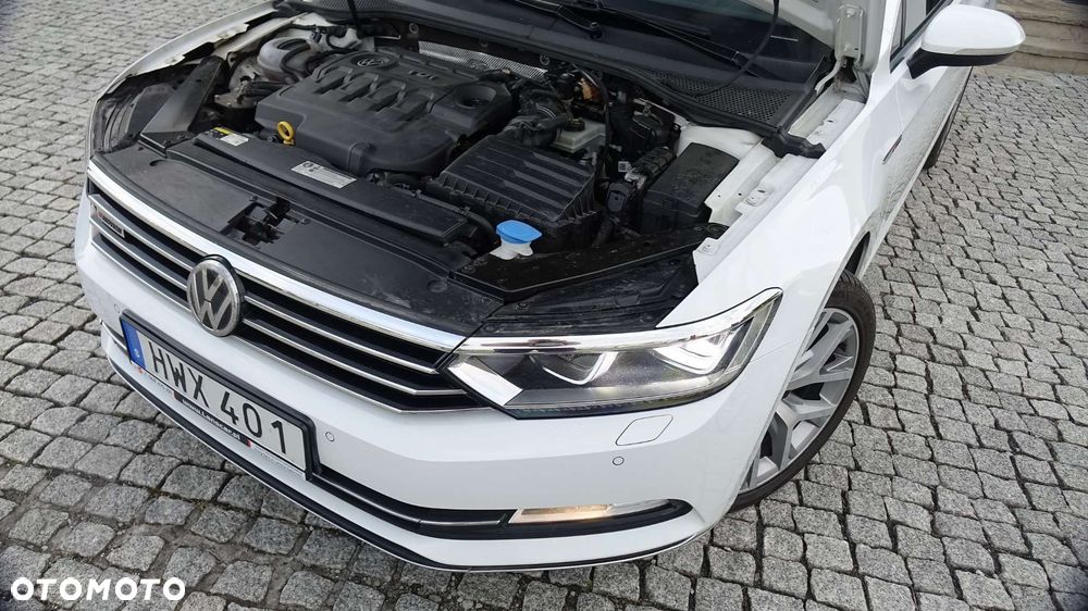 Volkswagen Passat - 18