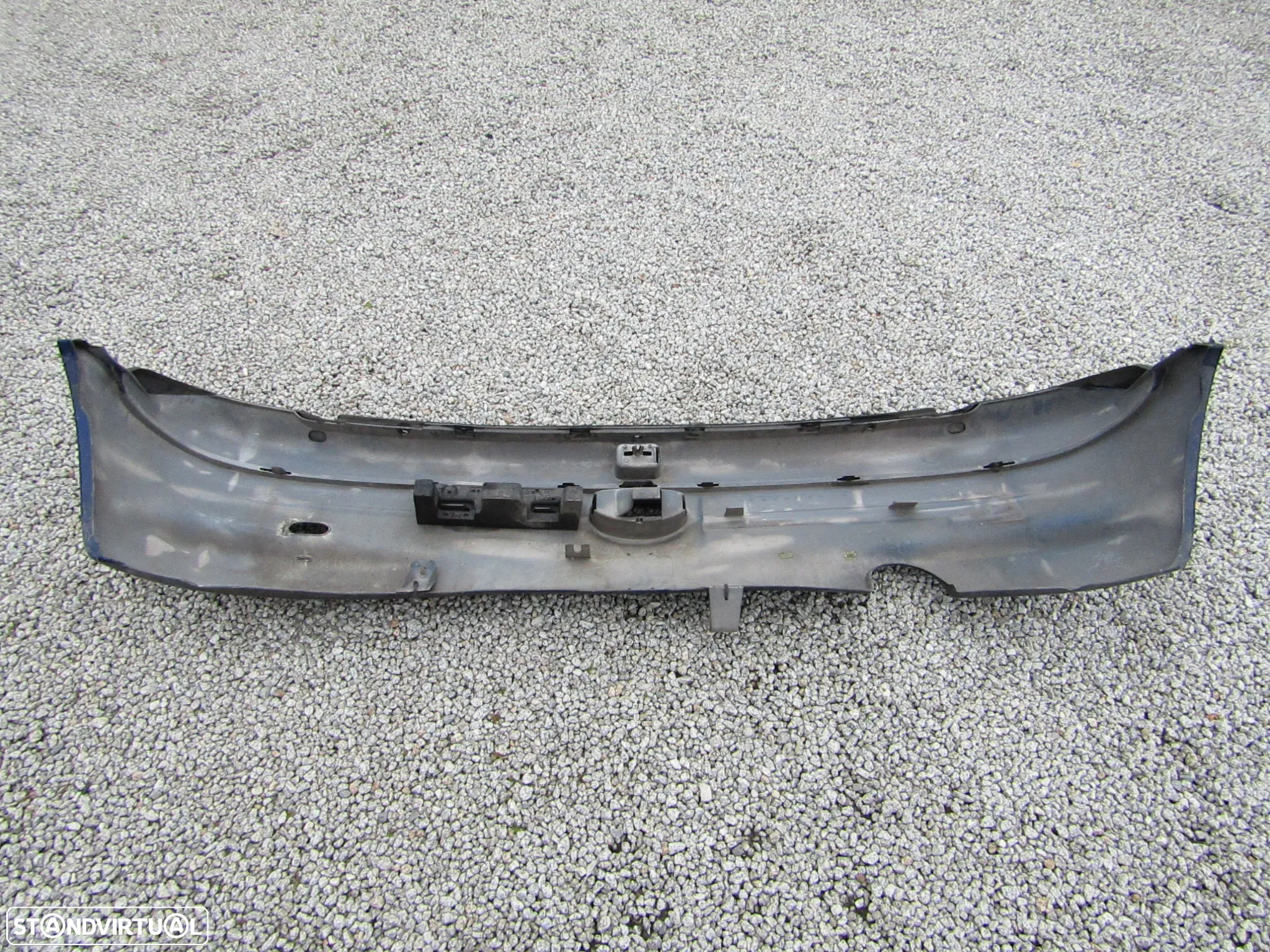 Para-choques tras Peugeot 206 ano 1998 a 2005 (ver descrição) - 6
