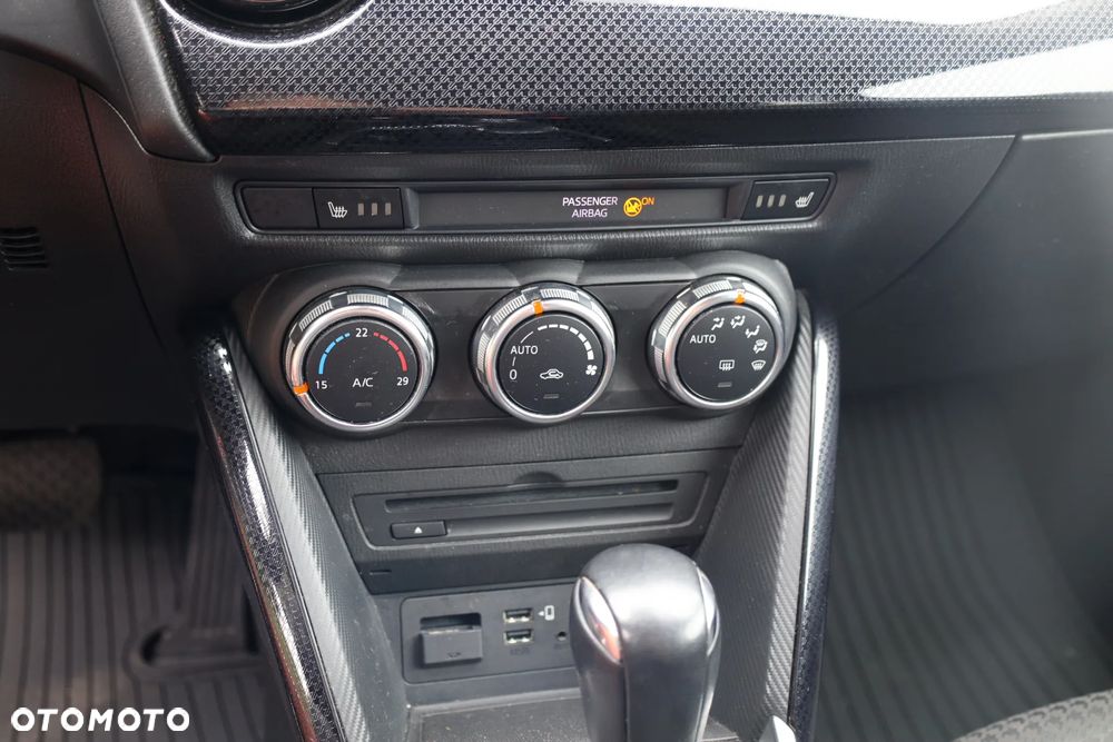 Mazda 2 - 18