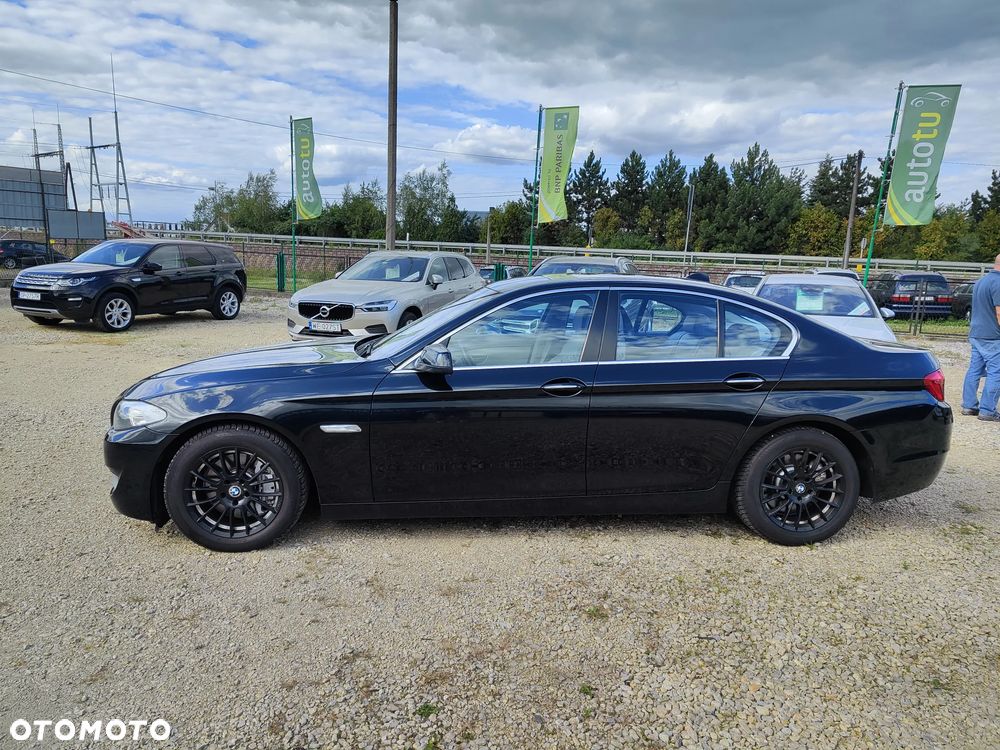 BMW Seria 5 535d xDrive - 4