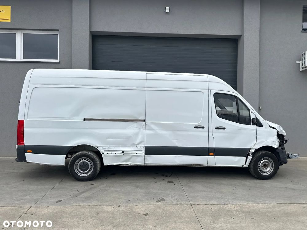Mercedes-Benz SPRINTER - 5