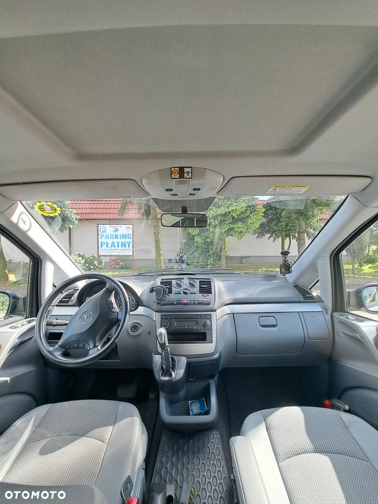 Mercedes-Benz Viano - 11