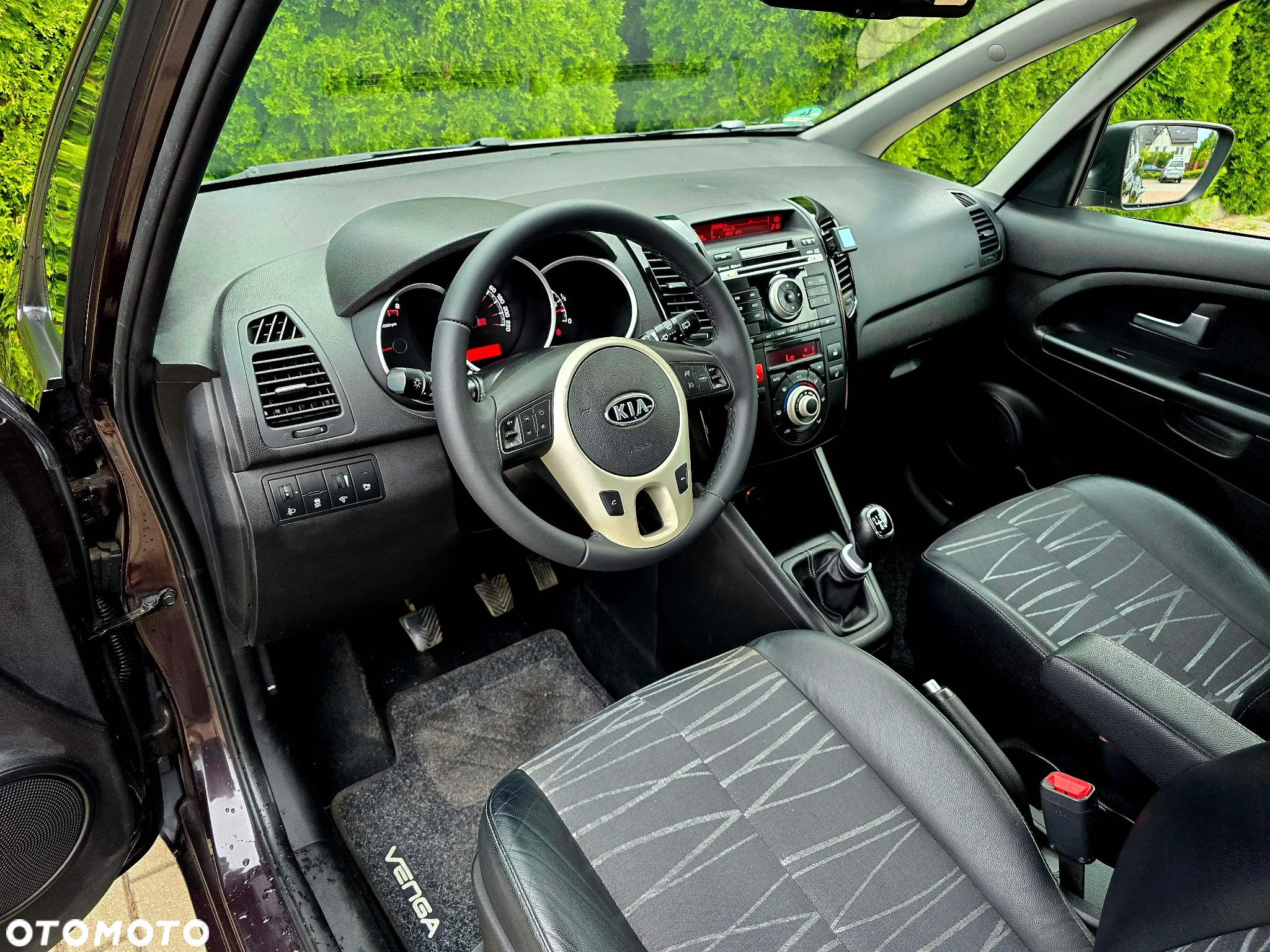 Kia Venga 1.6 CVVT Mind - 22