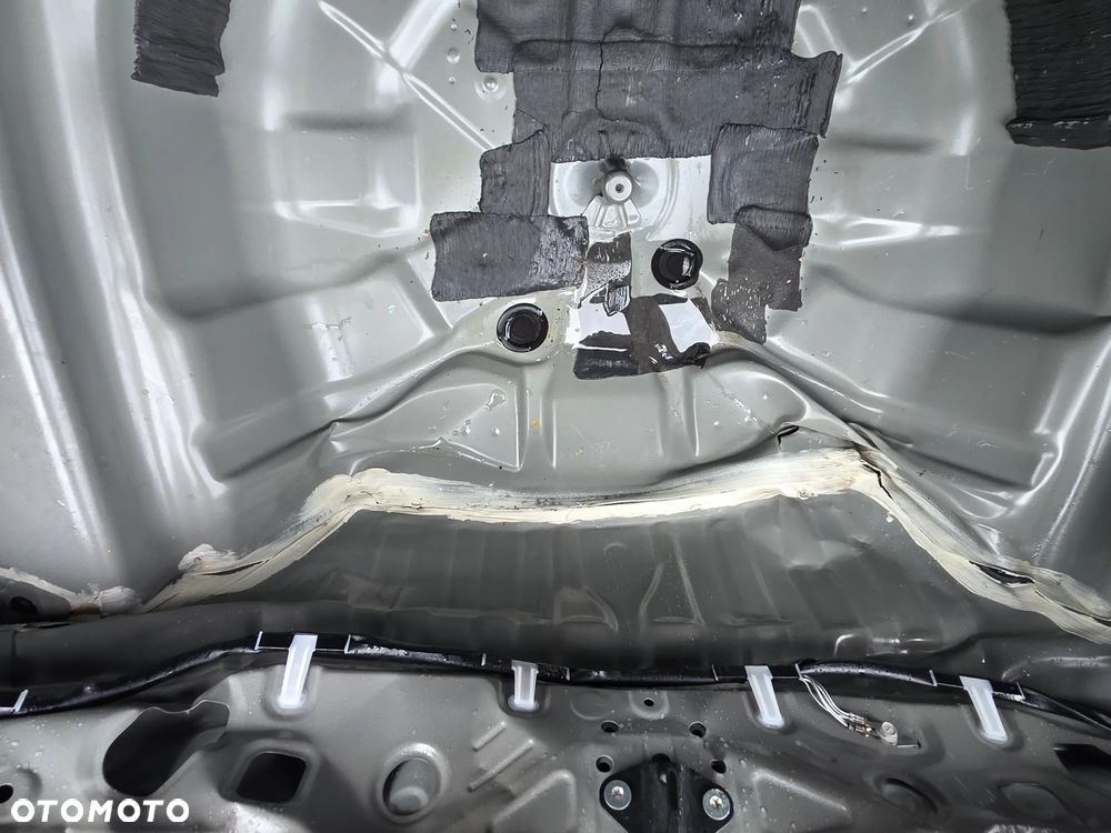 Lexus ES 300h Business Edition - 12