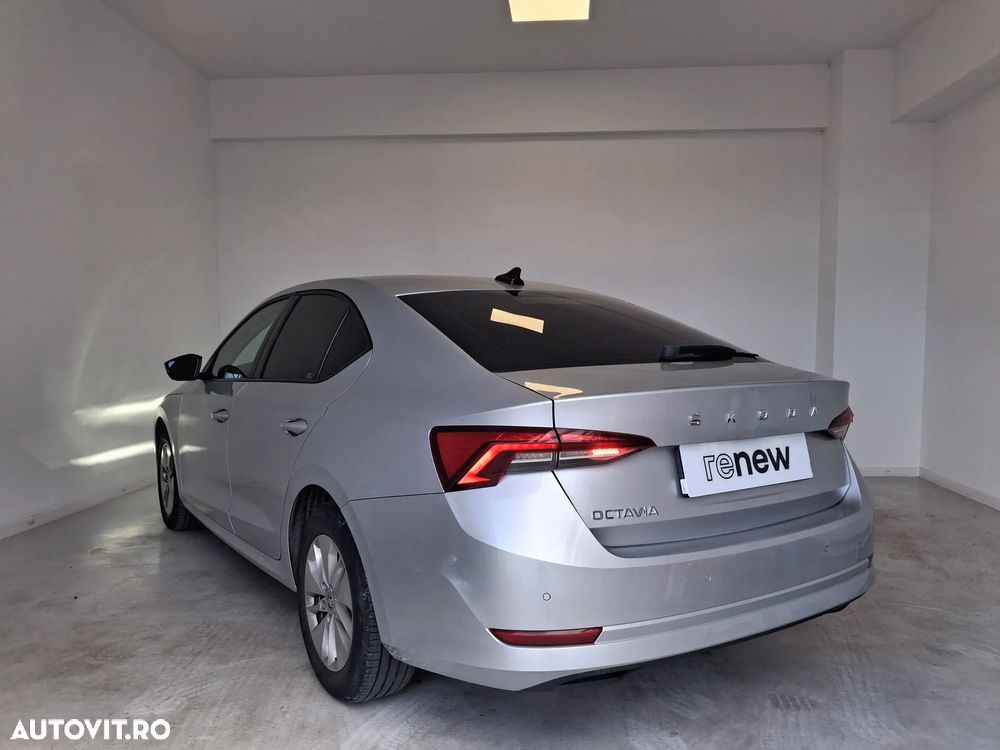 Skoda Octavia 2.0 TDI Ambition - 33