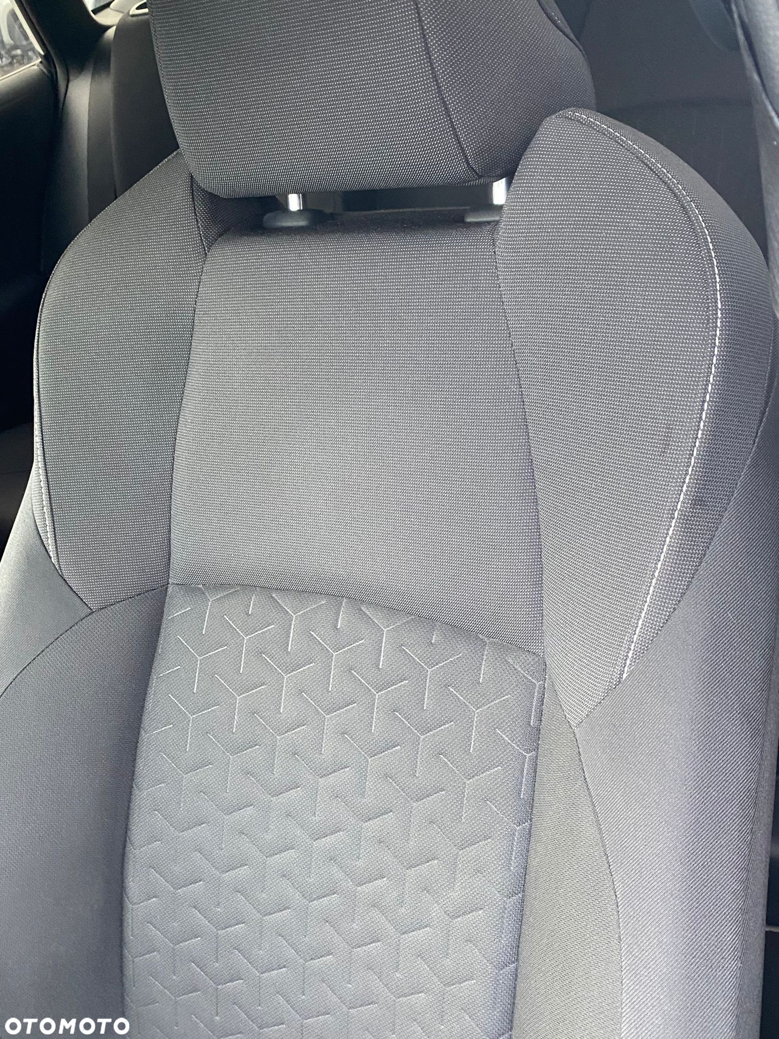 Toyota Corolla - 13