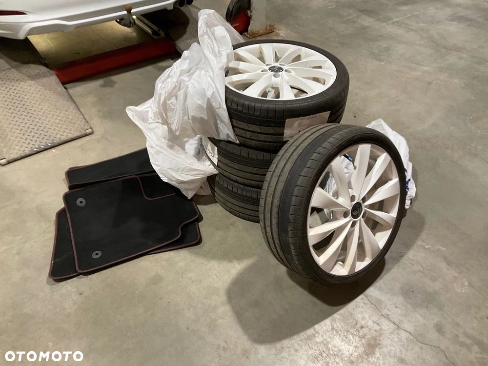 Ford Focus 1.5 EcoBlue Start-Stopp-System ST-LINE - 34