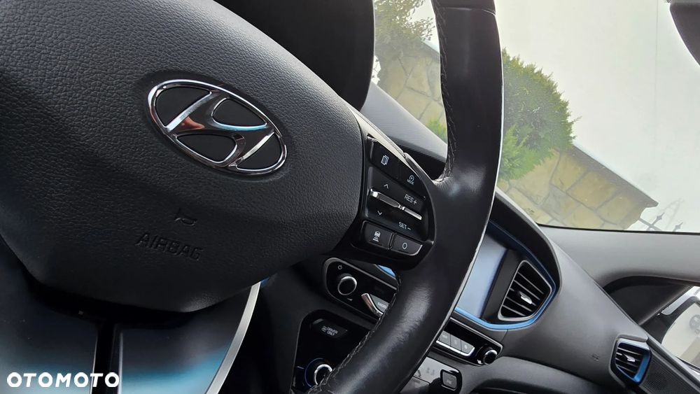 Hyundai IONIQ 1.6 GDI Premium - 39