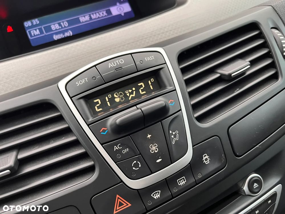 Renault Laguna dCi 110 FAP Dynamique - 21