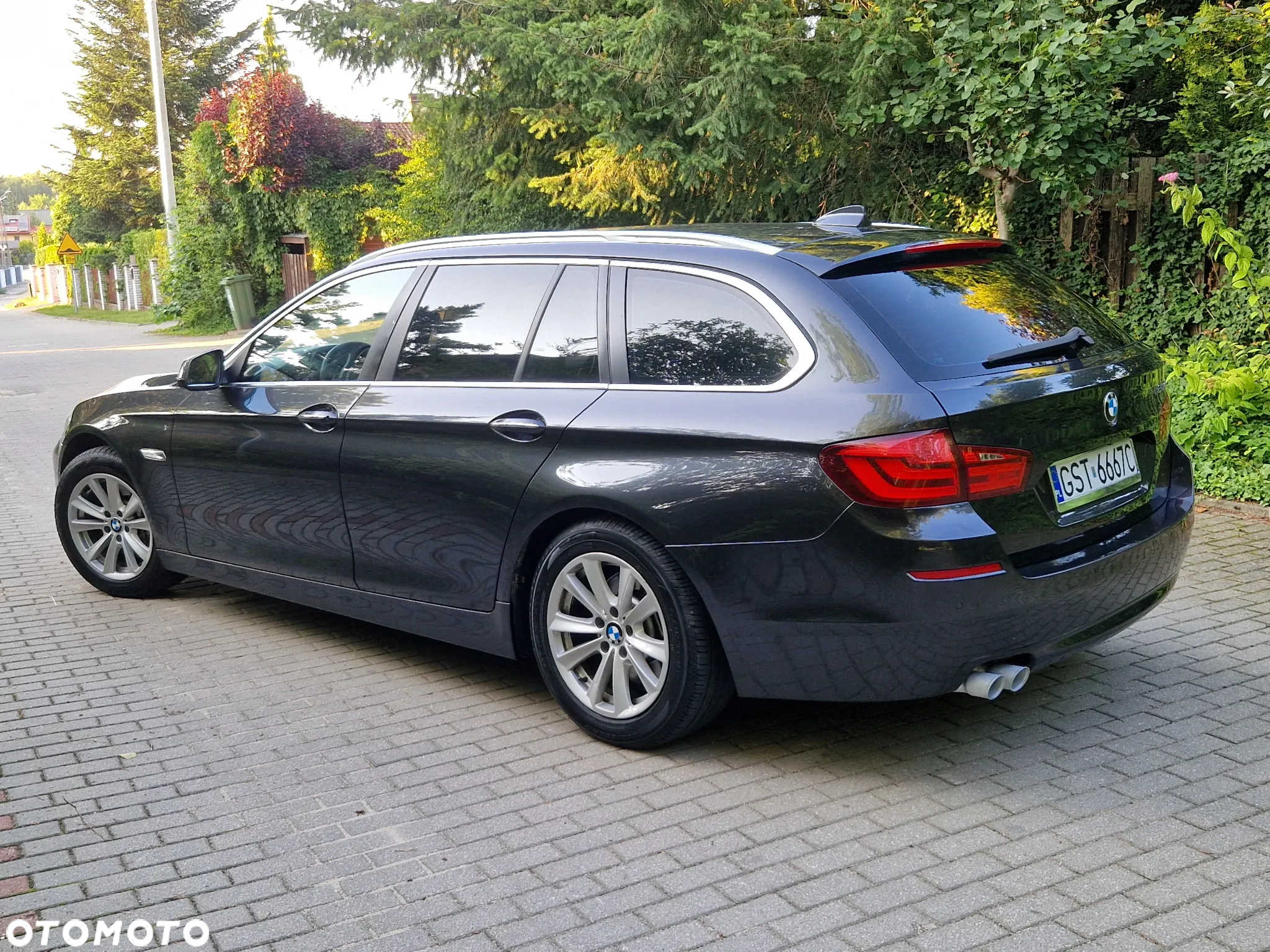 BMW Seria 5 525d xDrive - 18