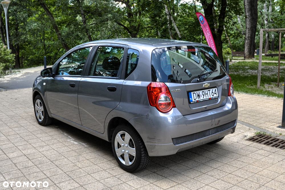 Chevrolet Aveo - 3