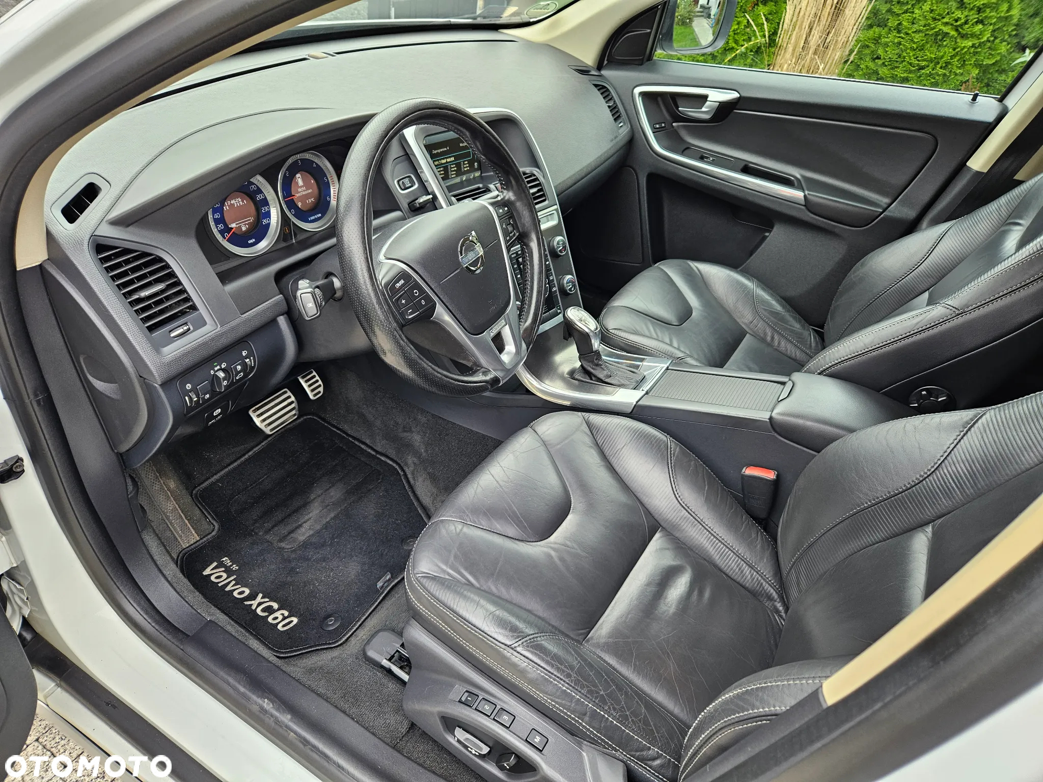 Volvo XC 60 B4 D Geartronic RDesign - 10
