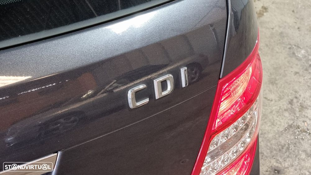 Mercedes-Benz C 250 CDi Avantgarde BlueEfficiency - 28