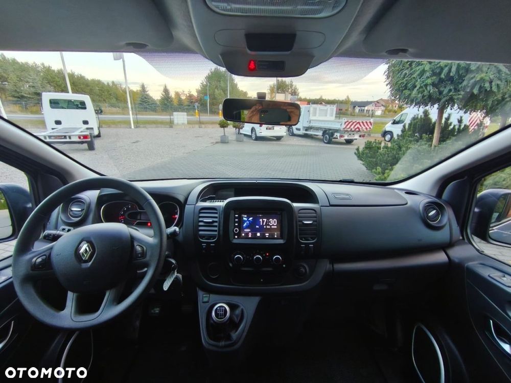 Renault Trafic - 17