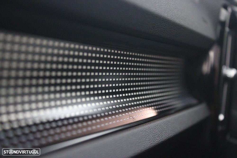 Volvo XC 40 Recharge Twin Plus - 29