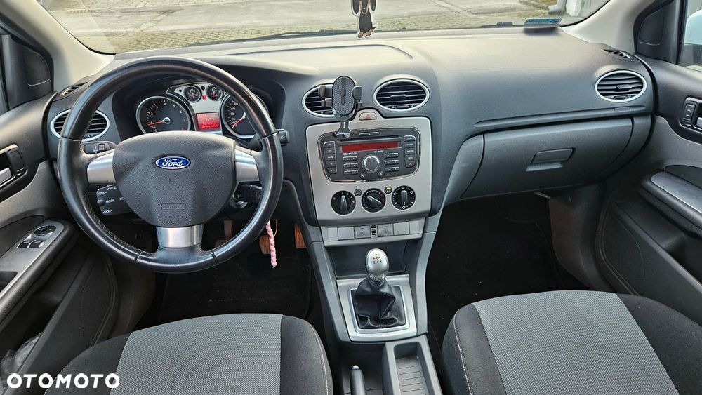 Ford Focus 1.8 FF Gold X - 13