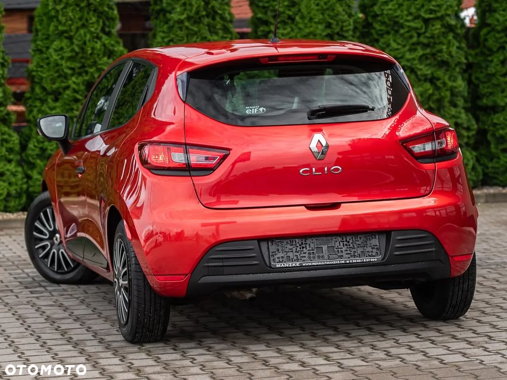 Renault Clio - 8
