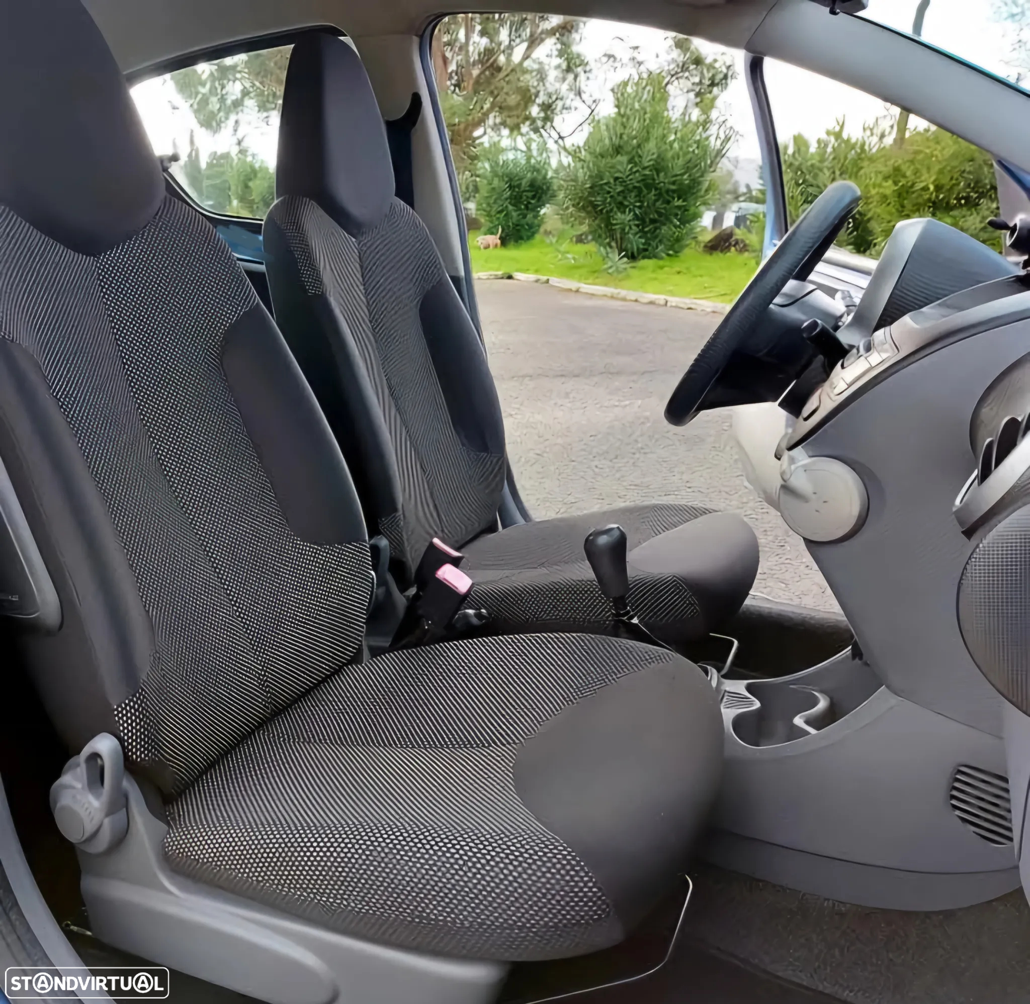 Toyota Aygo 1.0 + AC - 10