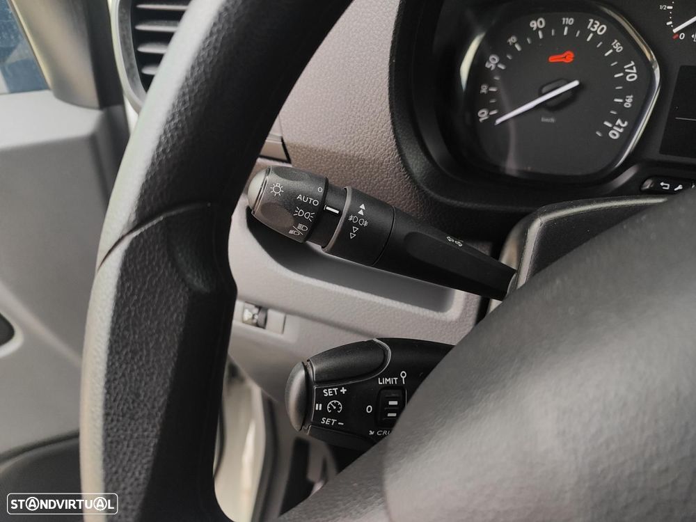 Peugeot Expert Premium 1.5 HDi 120cv - 11