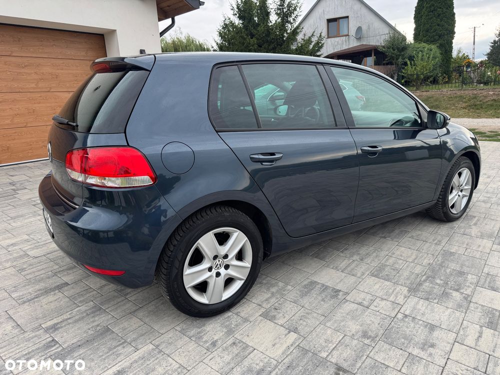 Volkswagen Golf - 5