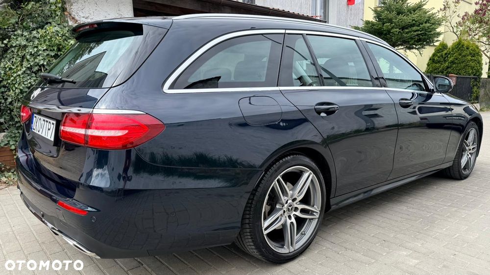 Mercedes-Benz Klasa E 200 9G-TRONIC - 4