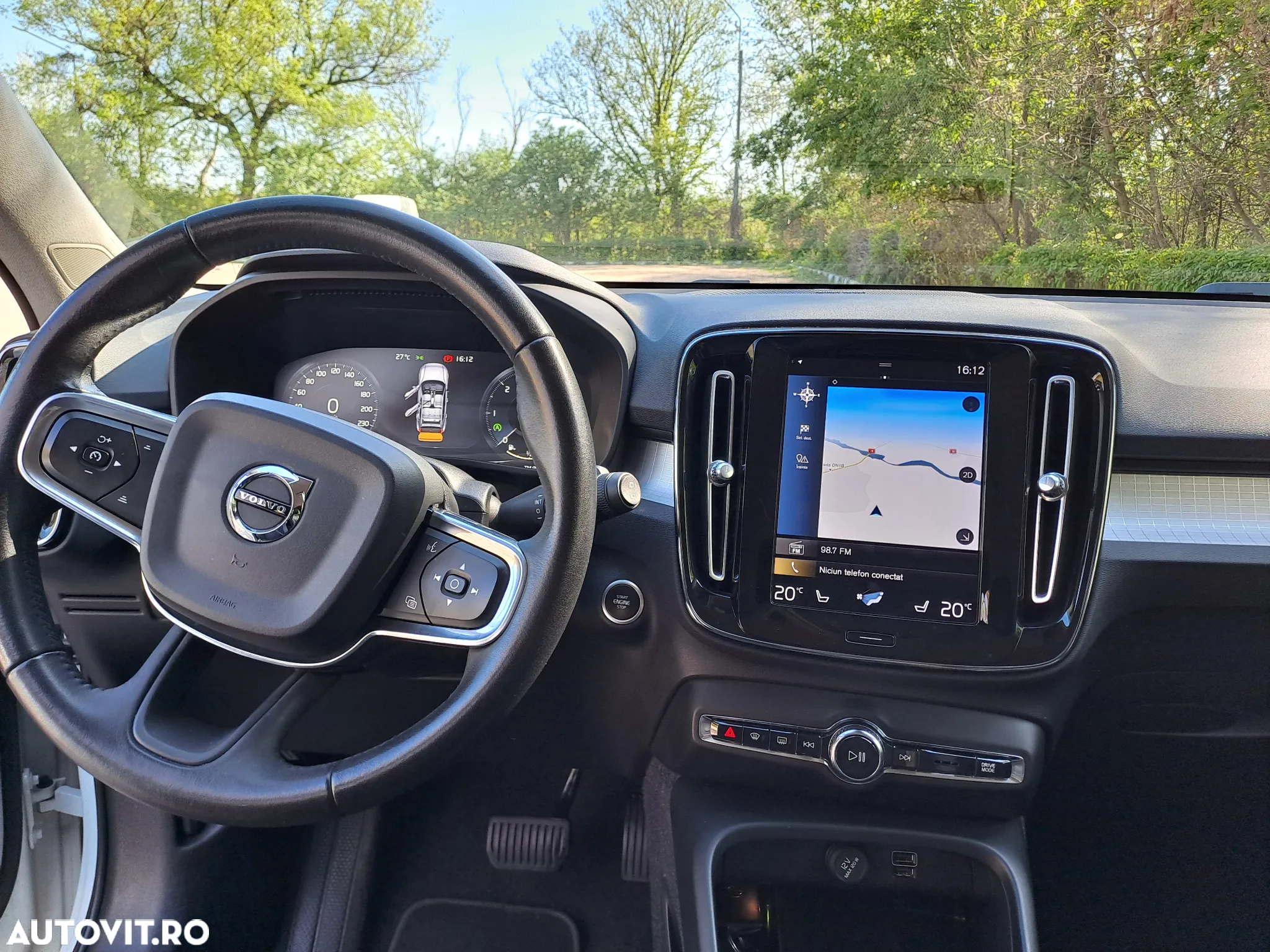 Volvo XC 40 D3 AWD Geartronic Momentum - 6