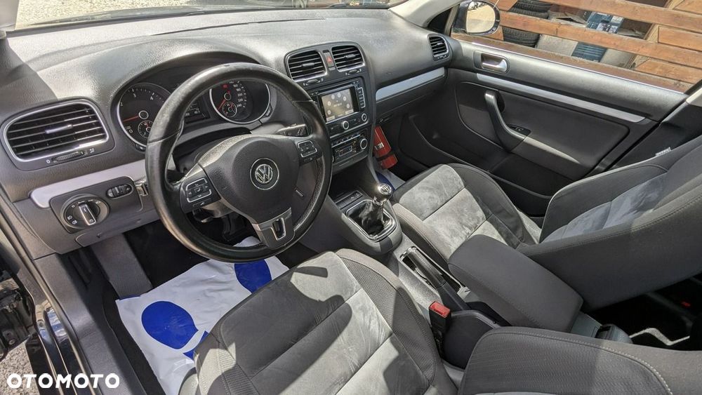 Volkswagen Golf - 17