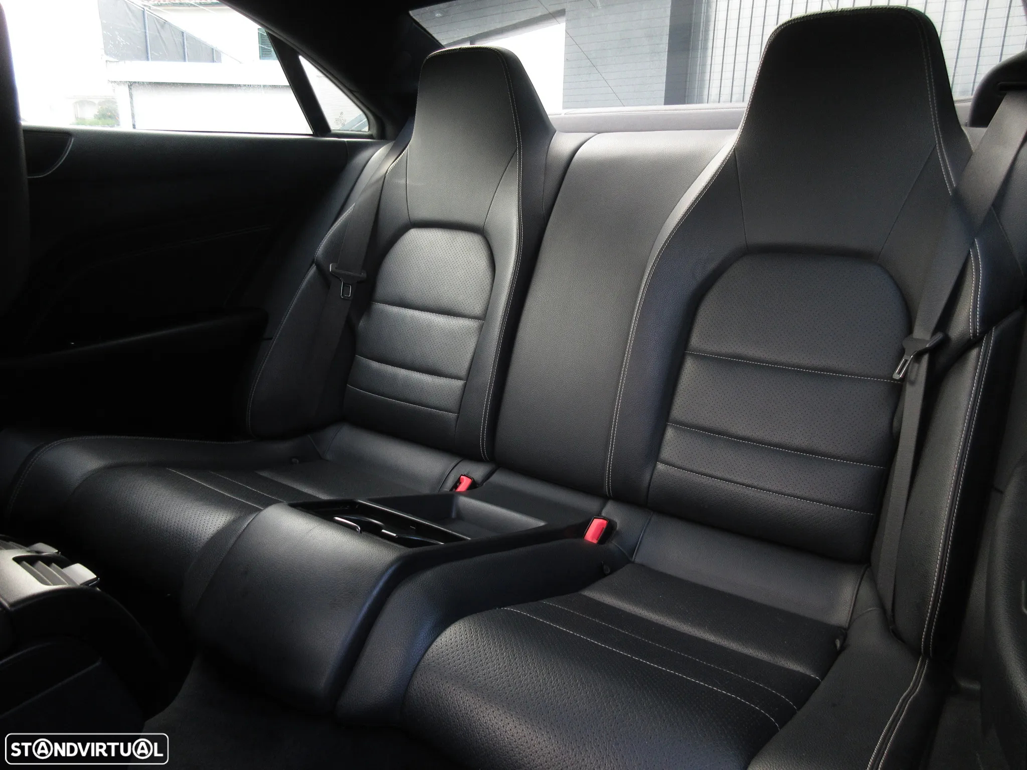 Mercedes-Benz E 250 CDi Avantgarde BlueEfficiency Auto. - 25