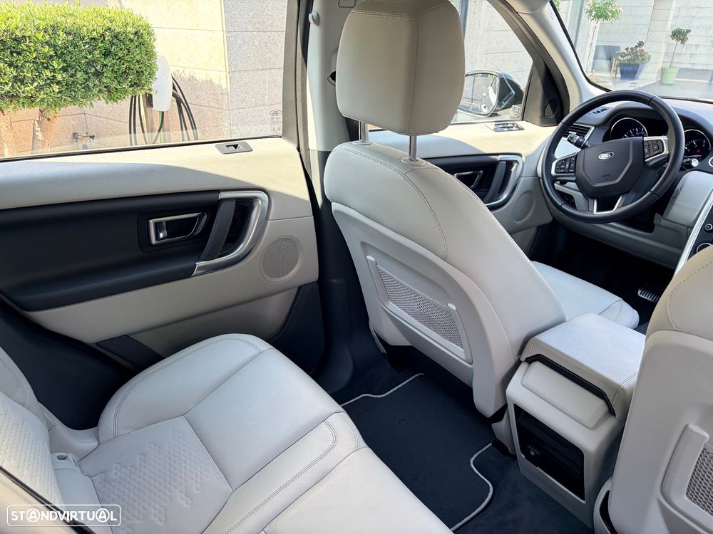 Land Rover Discovery Sport Si4 SE - 17