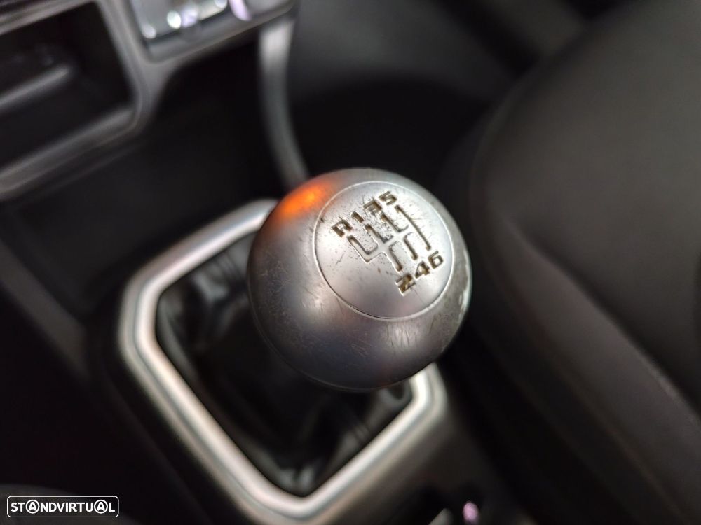 Jeep Renegade 1.6 MJD Limited - 27