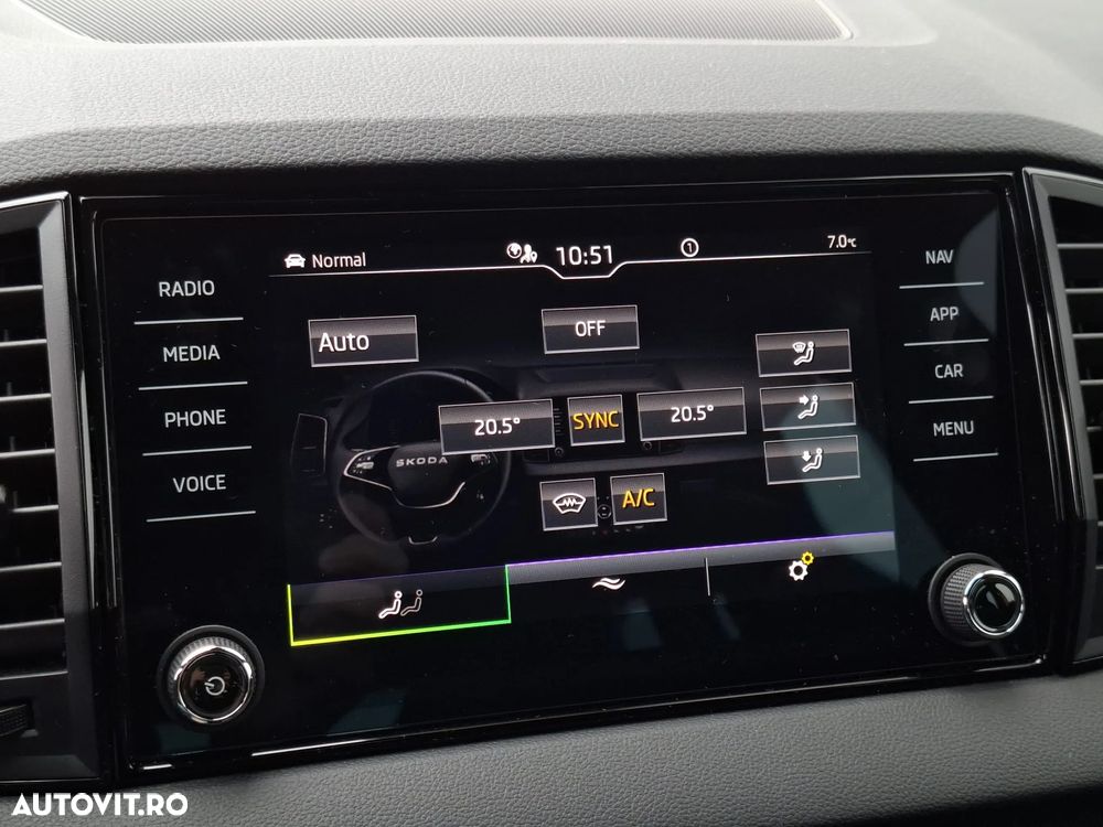 Skoda Karoq 2.0 TSI 4X4 DSG Sportline - 10