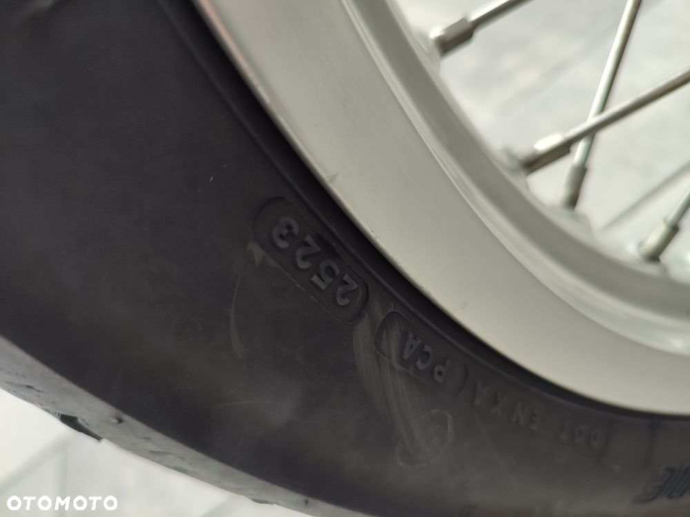 Royal Enfield Interceptor - 28