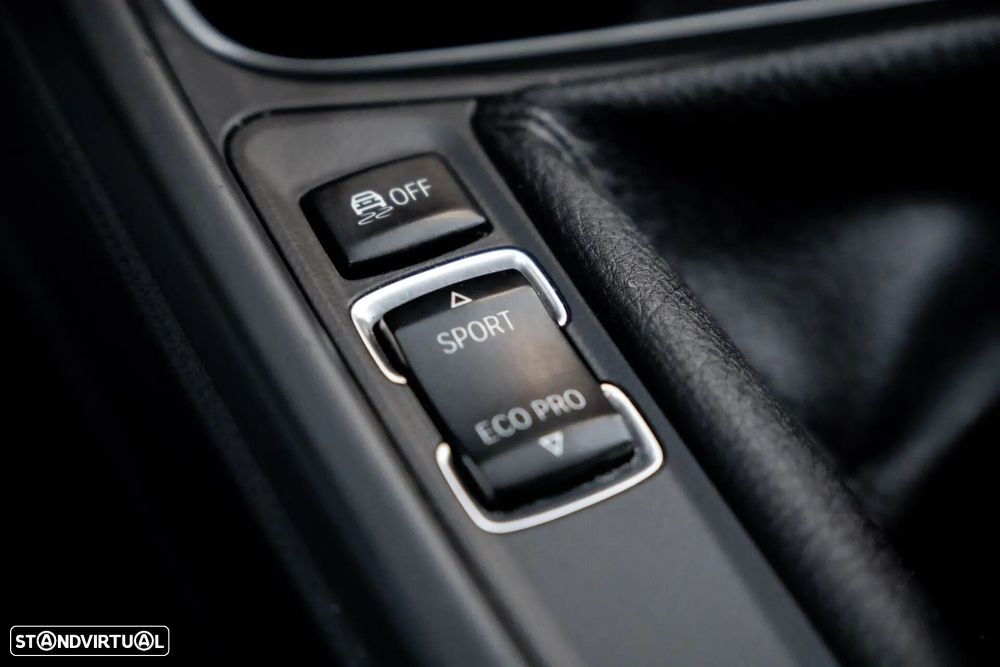BMW 318 d Blue Performance Sport Line - 21