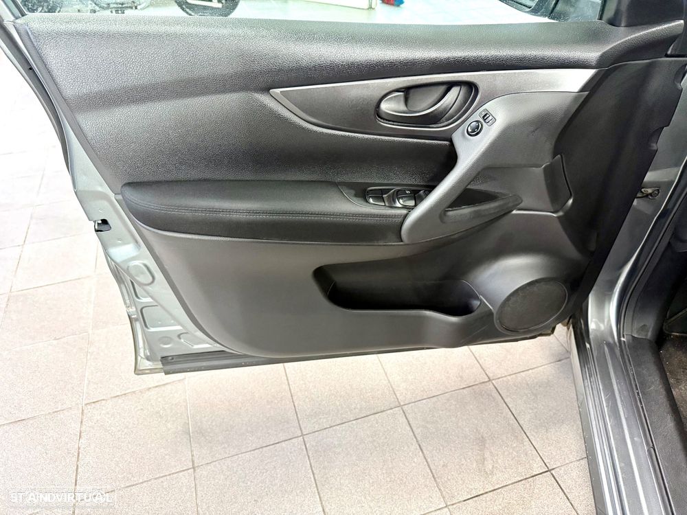 Nissan Qashqai 1.2 DIG-T TEKNA+ - 16