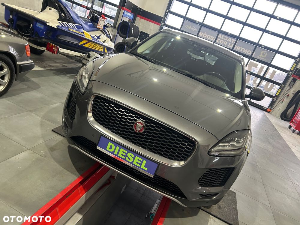 Jaguar E-Pace D150 R-Dynamic - 3