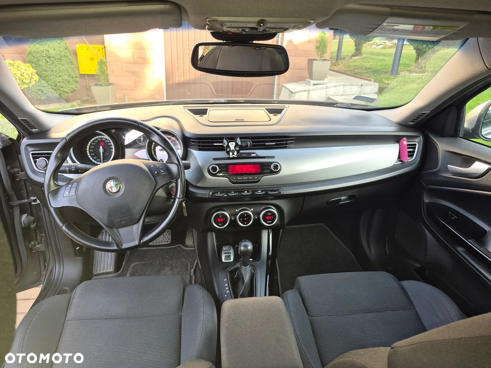 Alfa Romeo Giulietta - 9