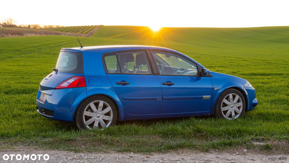 Renault Megane 2.0 Sport - 4